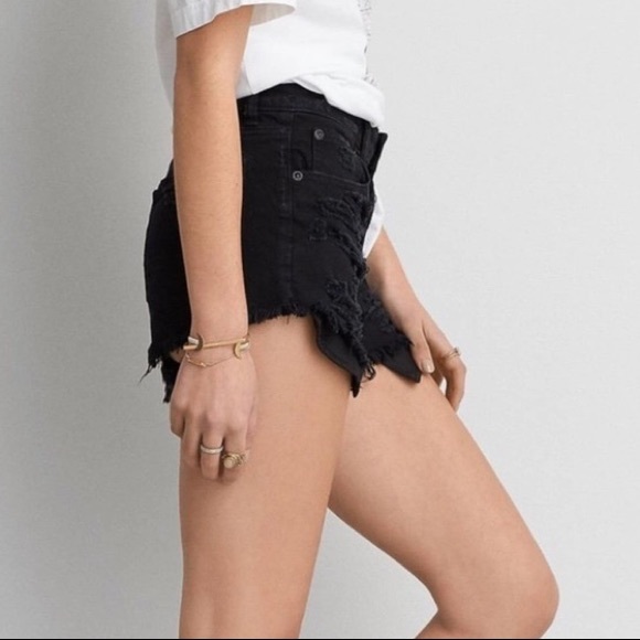 American Eagle Black High Rise Festival Shorts - Picture 2 of 5